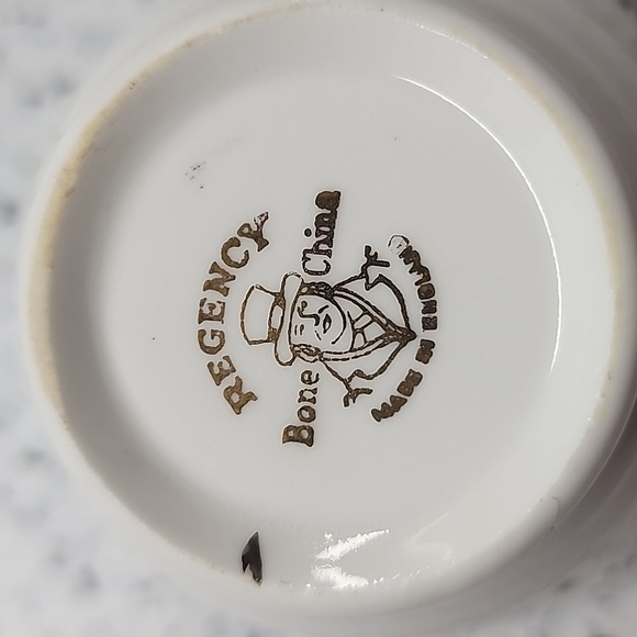 Regency China Ltd Teacup & Saucer "Bridesmaid" - Picture 5 of 7